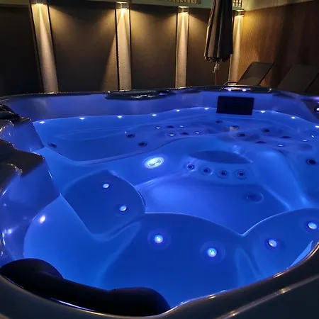 Alykes Maisonette Prv Jacuzzi * 콘토칼리
