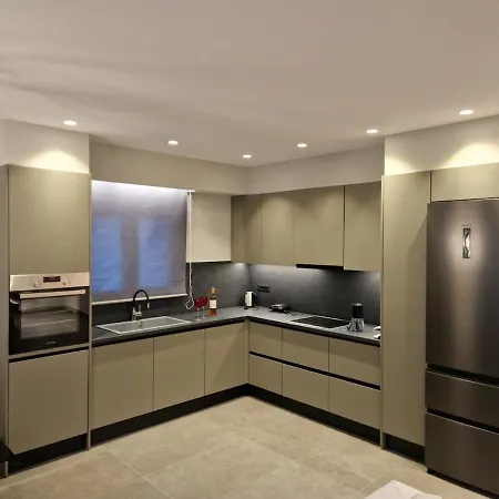 펜션 Alykes Maisonette Prv Jacuzzi