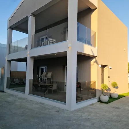 Alykes Maisonette Prv Jacuzzi بيت للعطل كونتوكالي