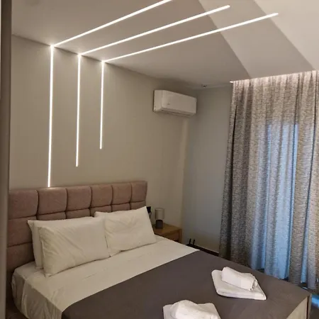Alykes Maisonette Prv Jacuzzi بيت للعطل *