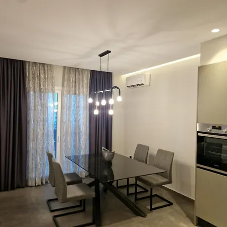 펜션 Alykes Maisonette Prv Jacuzzi *