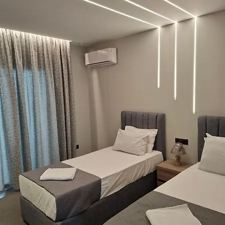 Alykes Maisonette Prv Jacuzzi بيت للعطل *