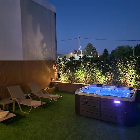 بيت للعطل Alykes Maisonette Prv Jacuzzi كونتوكالي